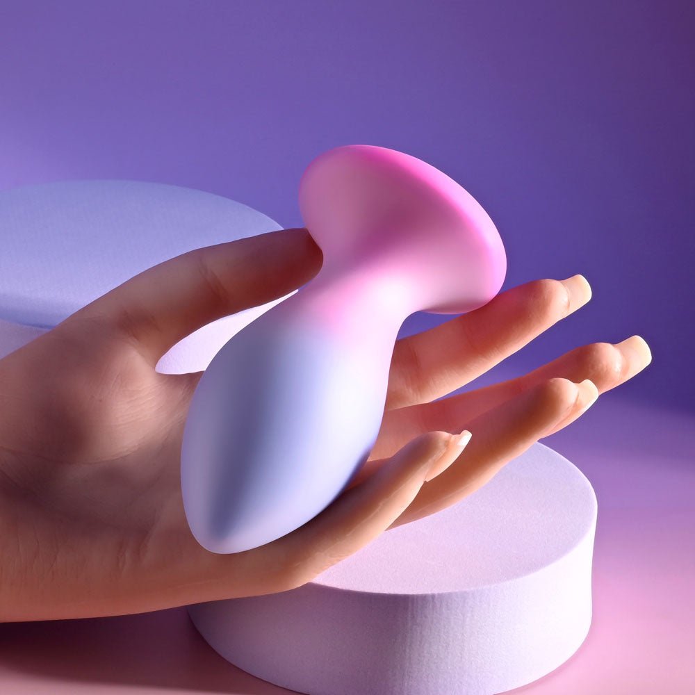 Buy Evolved PARADISE PLUG - Pink/Purple 10.5 cm USB Rechargeable Vibrating Butt Plug with Wireless Remote at Oh Joy. Discover premium sexual toys with discreet shipping at the best price in NZ