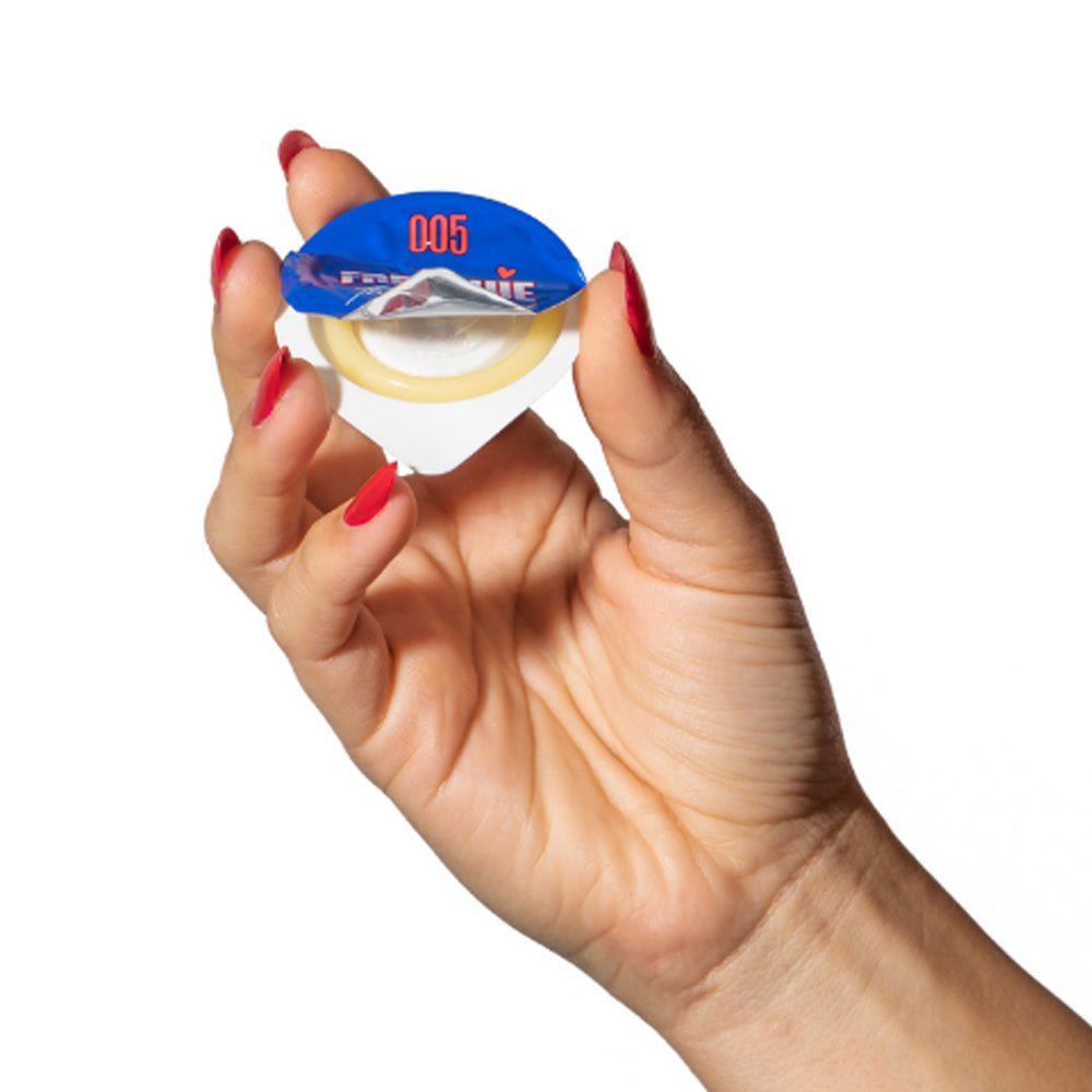 Buy The Beret Condom 0.05 x3 at Oh Joy. Discover premium sexual toys with discreet shipping at the best price in NZ